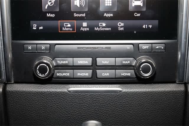 Thumbnail: 2017 Porsche Macan - 31