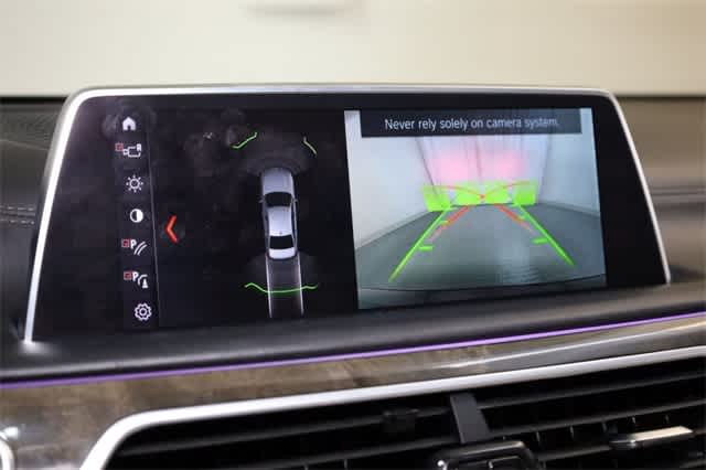 Thumbnail: 2018 BMW 7 Series - 24
