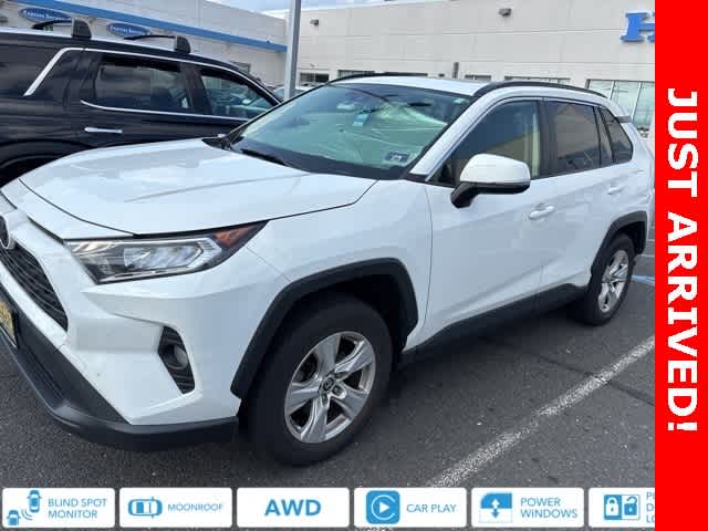 Thumbnail: 2019 Toyota RAV4 - 1