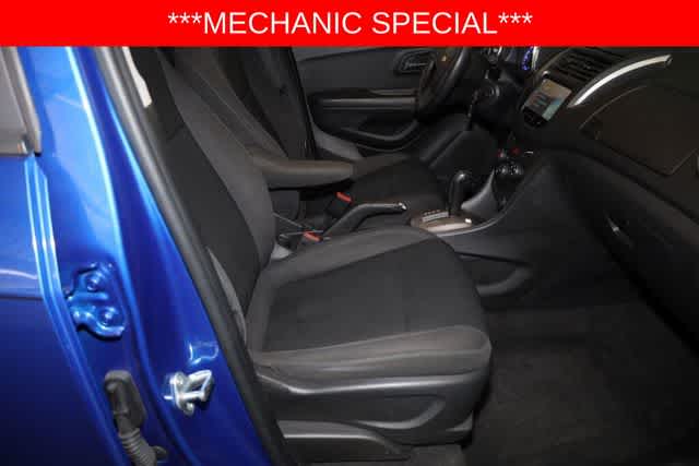 Thumbnail: 2016 Chevrolet Trax - 31