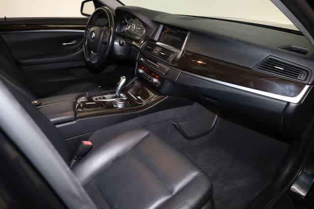 Thumbnail: 2015 BMW 5 Series - 36