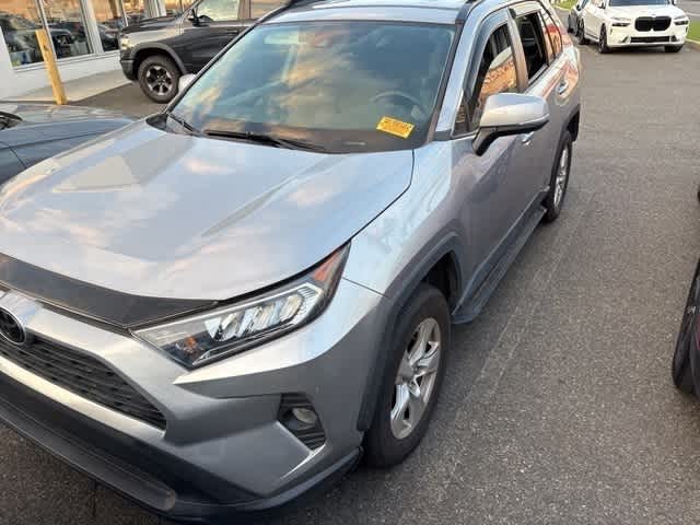Thumbnail: 2021 Toyota RAV4 - 17