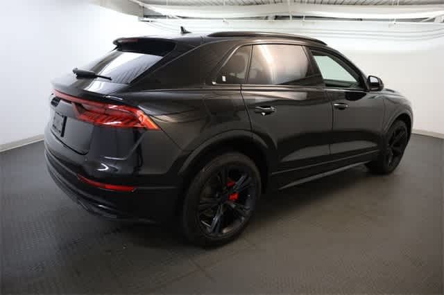 2022 Audi Q8 Premium 8