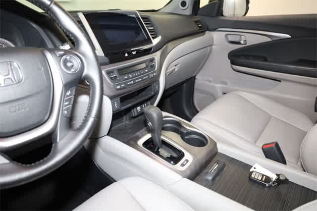 Thumbnail: 2016 Honda Pilot - 24