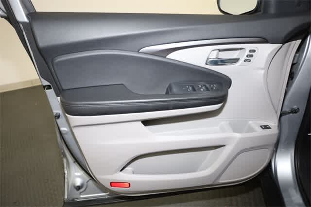 2022 Honda Pilot Special Edition 13