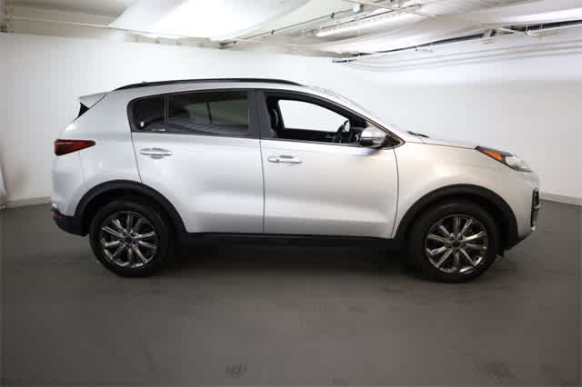 Thumbnail: 2022 Kia Sportage - 9