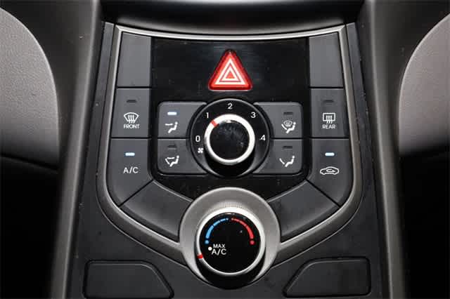 Thumbnail: 2016 Hyundai Elantra - 29