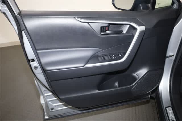 Thumbnail: 2023 Toyota RAV4 - 13