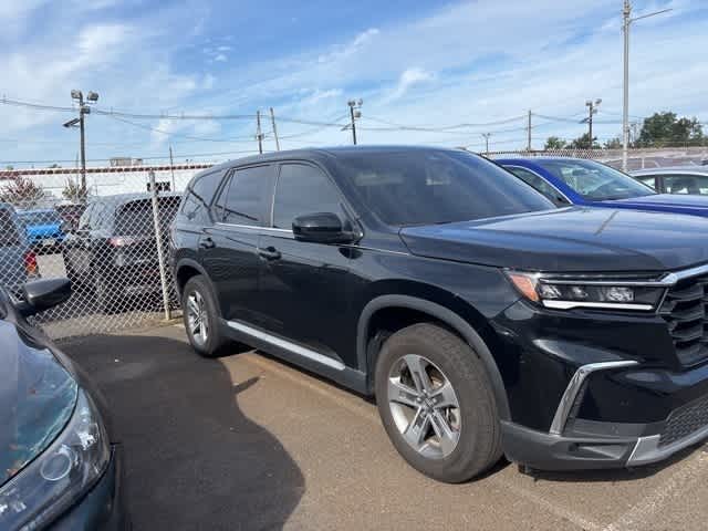 Thumbnail: 2024 Honda Pilot - 16