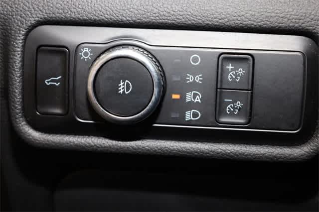 Thumbnail: 2023 Ford Explorer - 26