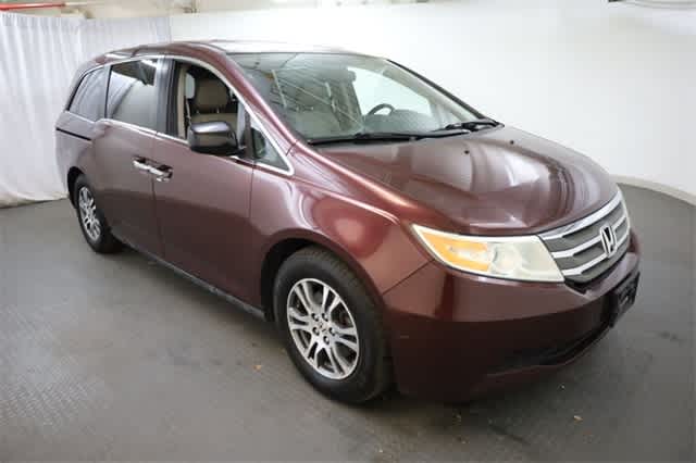 Thumbnail: 2013 Honda Odyssey - 10