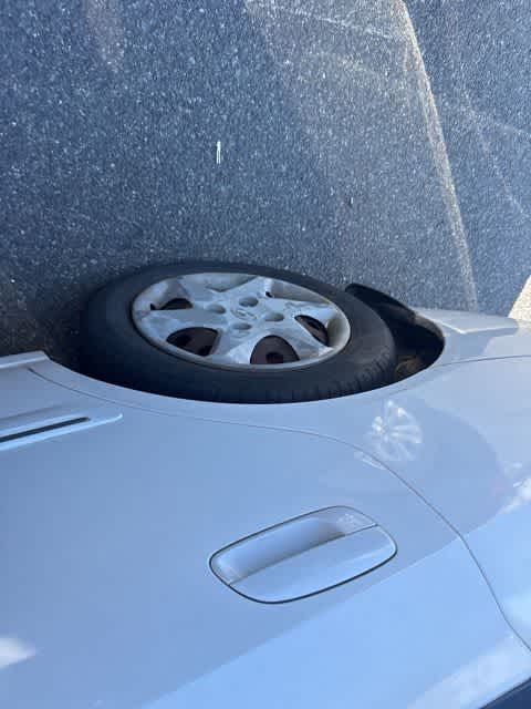 Thumbnail: 2006 Hyundai Elantra - 16