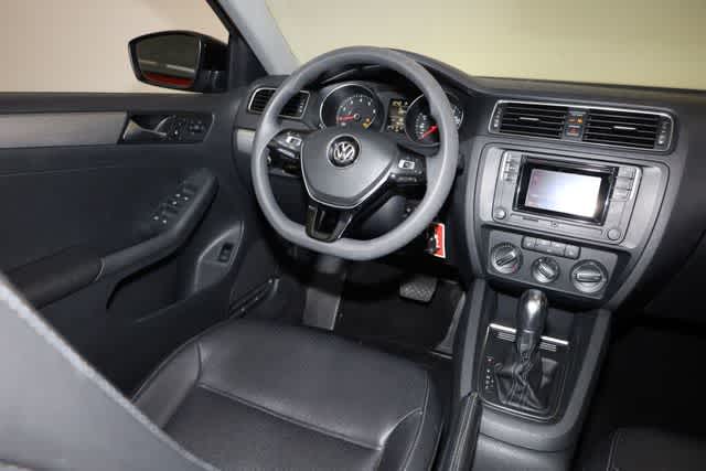 Thumbnail: 2018 Volkswagen Jetta - 21