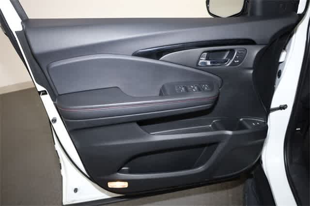 Thumbnail: 2021 Honda Pilot - 13