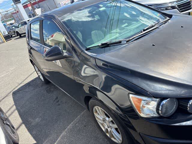 Thumbnail: 2016 Chevrolet Sonic - 4