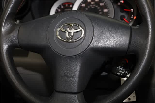 Thumbnail: 2006 Toyota RAV4 - 28