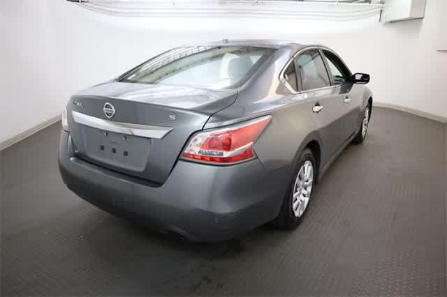 Thumbnail: 2015 Nissan Altima - 7