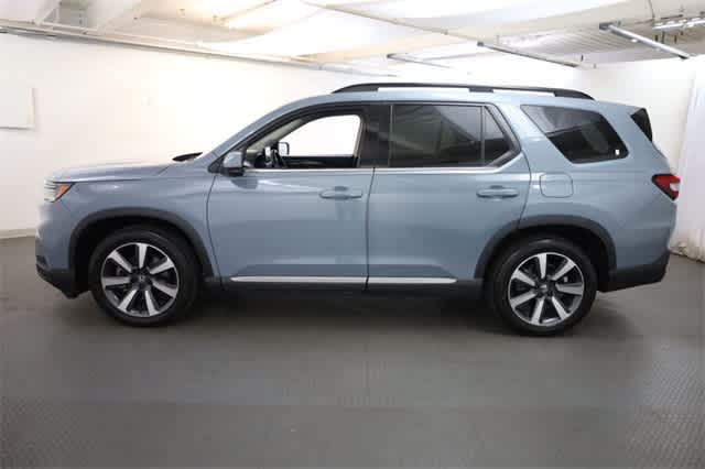 Thumbnail: 2023 Honda Pilot - 3