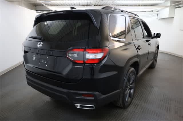 Thumbnail: 2023 Honda Pilot - 7