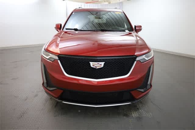 Thumbnail: 2022 Cadillac XT6 - 12