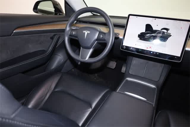 Thumbnail: 2022 Tesla Model 3 - 16