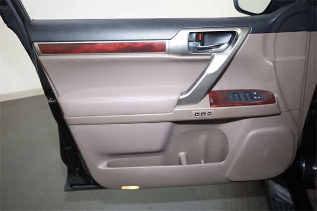 Thumbnail: 2012 Lexus GX - 13