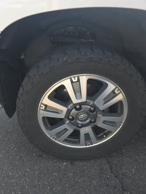 Thumbnail: 2020 Toyota Tundra - 25