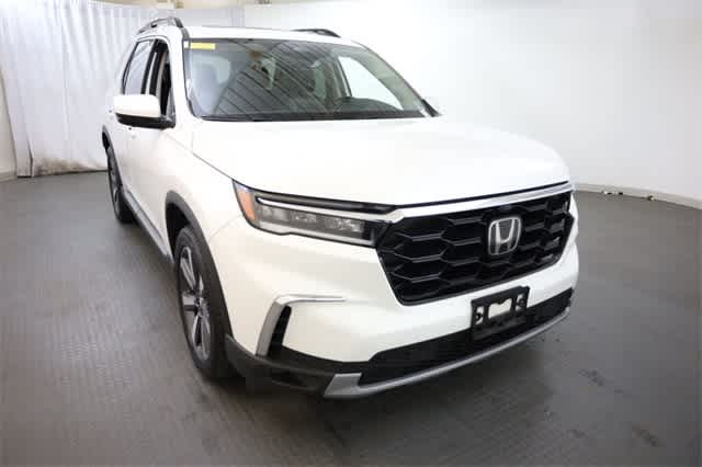 Thumbnail: 2023 Honda Pilot - 11