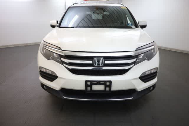 Thumbnail: 2016 Honda Pilot - 12