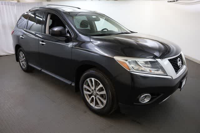 Thumbnail: 2015 Nissan Pathfinder - 10
