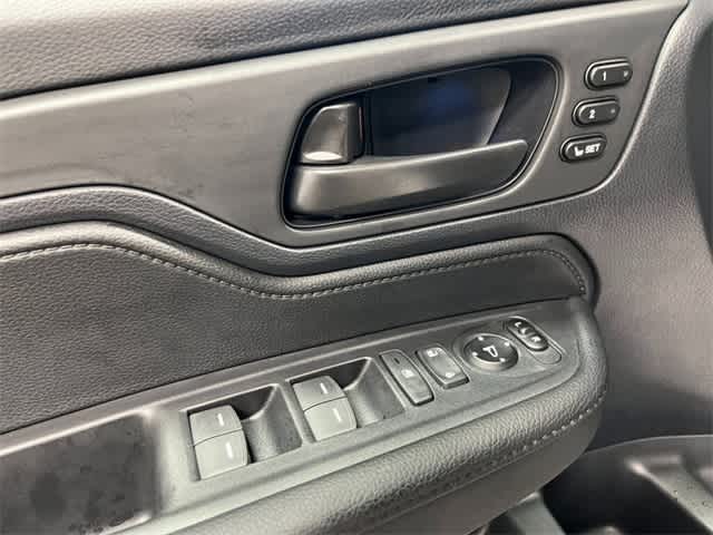 Thumbnail: 2026 Honda Odyssey - 12