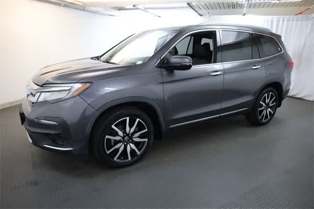 Thumbnail: 2019 Honda Pilot - 3