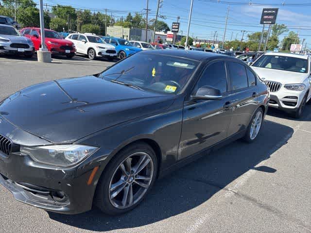Thumbnail: 2017 BMW 3 Series - 2