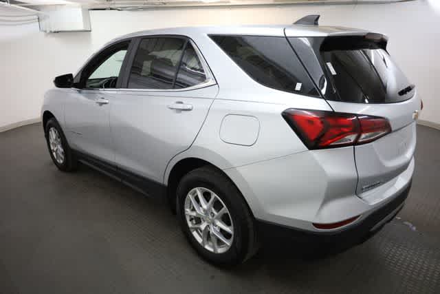 Thumbnail: 2022 Chevrolet Equinox - 4