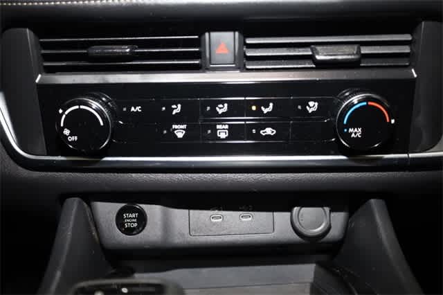 Thumbnail: 2024 Nissan Rogue - 26