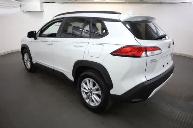 Thumbnail: 2023 Toyota Corolla Cross - 4