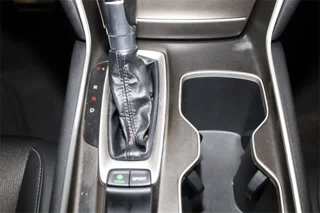 Thumbnail: 2020 Honda Accord - 32