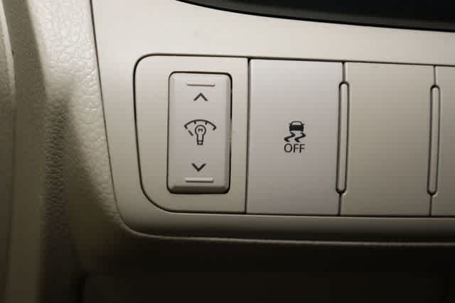 Thumbnail: 2014 Kia Optima - 18