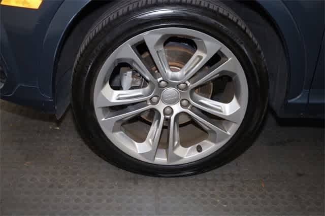 Thumbnail: 2016 Audi Q3 - 38