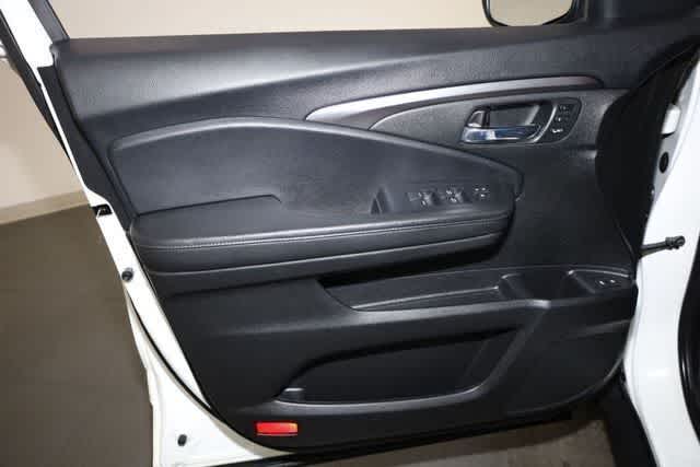 Thumbnail: 2022 Honda Pilot - 13