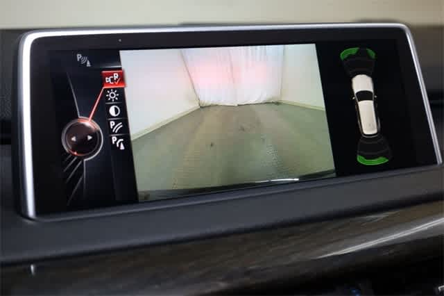 Thumbnail: 2015 BMW X5 - 17