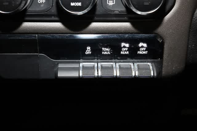 Thumbnail: 2020 RAM 1500 - 28