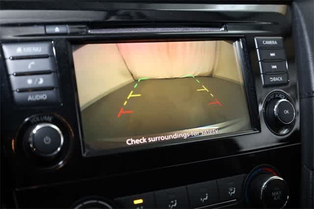 Thumbnail: 2018 Nissan Rogue - 24