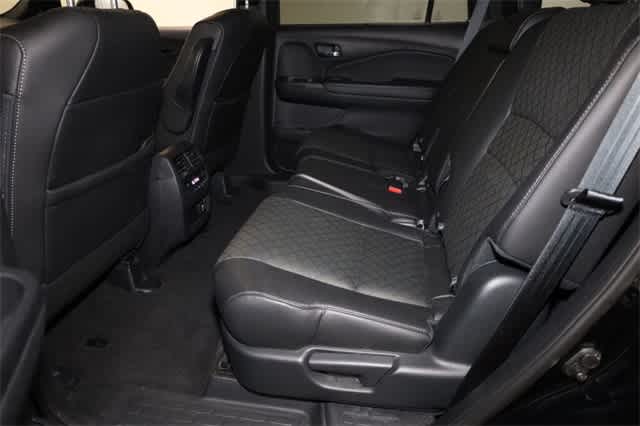 Thumbnail: 2019 Honda Passport - 21