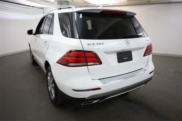 Thumbnail: 2016 Mercedes-Benz GLE - 5