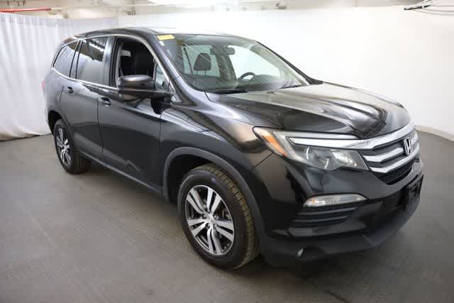 Thumbnail: 2017 Honda Pilot - 10