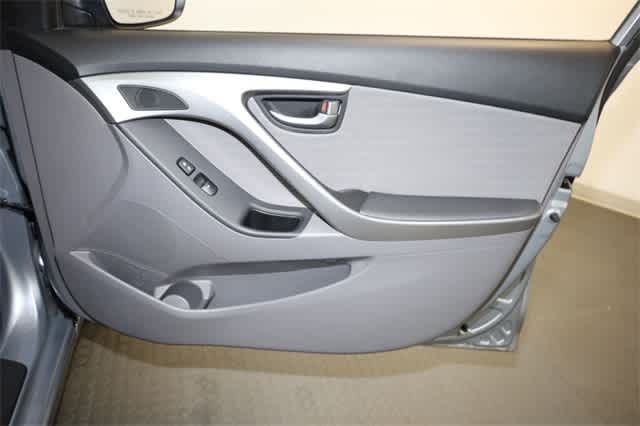 Thumbnail: 2016 Hyundai Elantra - 22