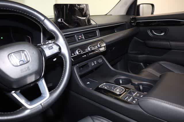 Thumbnail: 2024 Honda Pilot - 16