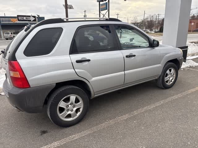 Thumbnail: 2008 Kia Sportage - 11