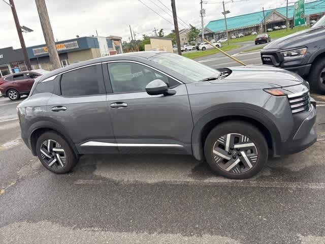 Thumbnail: 2025 Nissan Kicks - 15